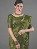 Premium Women's Jacquard Banarasi Silk Saree Ideal for Weddings & Festivals.