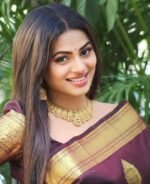 Premium Women's Jacquard Banarasi Silk Saree Ideal for Weddings & Festivals. - Image 4