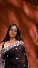 saree for women in festival season and function. - Image 3