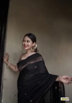 saree for women in festival season and function. - Image 4