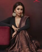 Premium Women's Jacquard Banarasi Silk Saree Ideal for Weddings & Festivals.