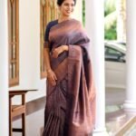 Premium Women's Jacquard Banarasi Silk Saree Ideal for Weddings & Festivals.