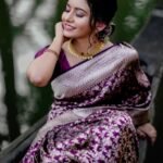 Premium Women's Jacquard Banarasi Silk Saree Ideal for Weddings & Festivals.