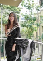 saree for women in festival season and function. - Image 2