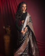 saree for women in festival season and function. - Image 2