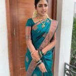 Premium Women's Jacquard Banarasi Silk Saree Ideal for Weddings & Festivals.