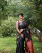 Banarasi Silk Saree Ideal for Weddings & Festivals. - Image 3