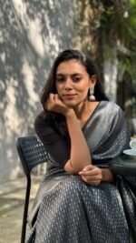 Premium Women's Jacquard Banarasi Silk Saree Ideal for Weddings & Festivals.