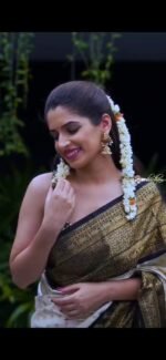 Premium Women's Jacquard Banarasi Silk Saree Ideal for Weddings & Festivals. - Image 7