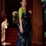 Banarasi Silk Saree Ideal for Weddings & Festivals.