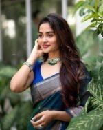 Premium Women's Jacquard Banarasi Silk Saree Ideal for Weddings & Festivals. - Image 11