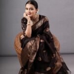 saree for women in festival season and function.