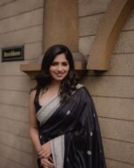 saree for women in festival season and function. - Image 8