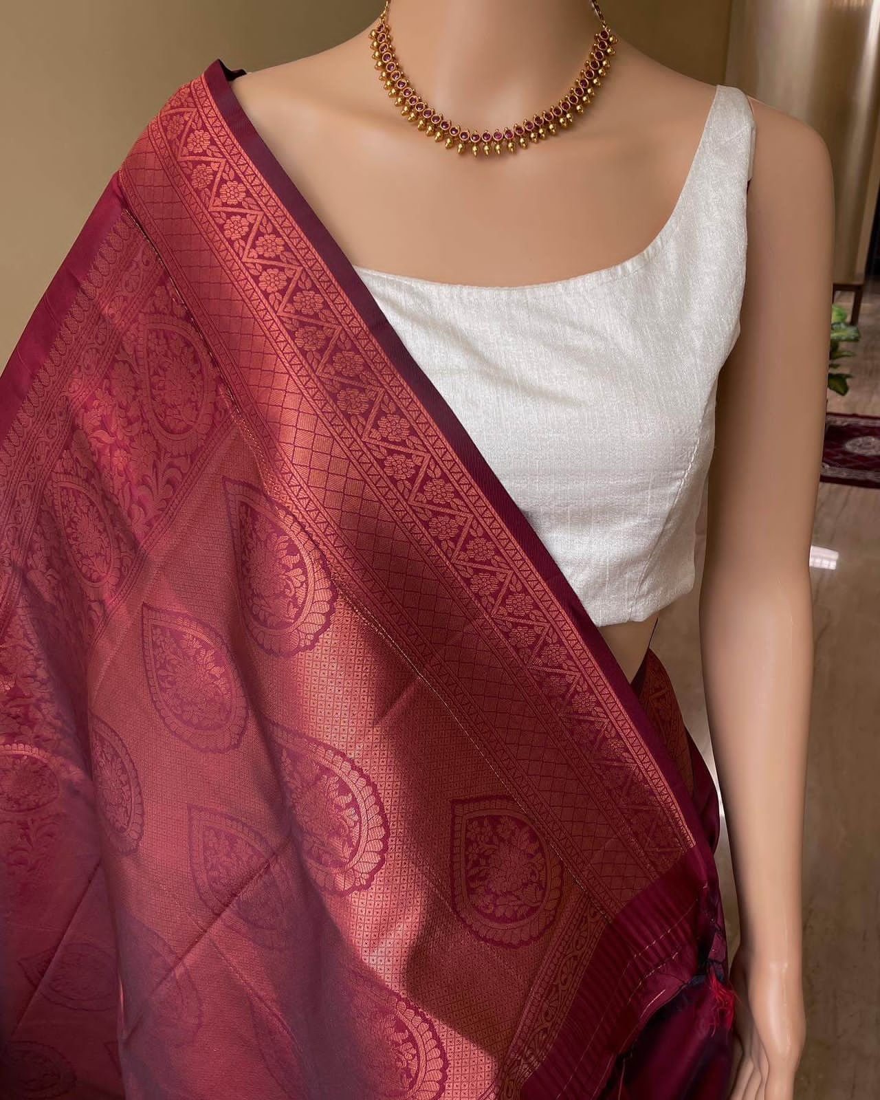 4 Premium Women's Jacquard Banarasi Silk Saree Ideal for Weddings & Festivals. - Image 1