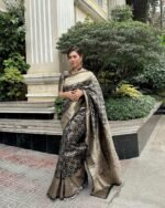 saree for women in festival season and function.