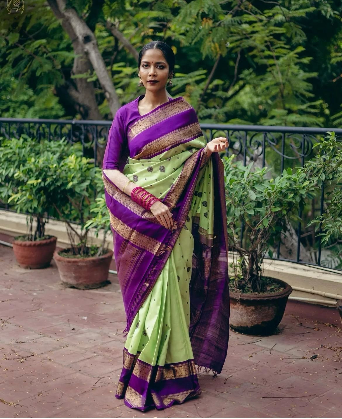 5 Premium Women's Jacquard Banarasi Silk Saree Ideal for Weddings & Festivals. (Copy) - Image 1