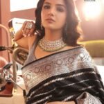 saree for women in festival season and function.