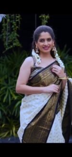 Premium Women's Jacquard Banarasi Silk Saree Ideal for Weddings & Festivals. - Image 5